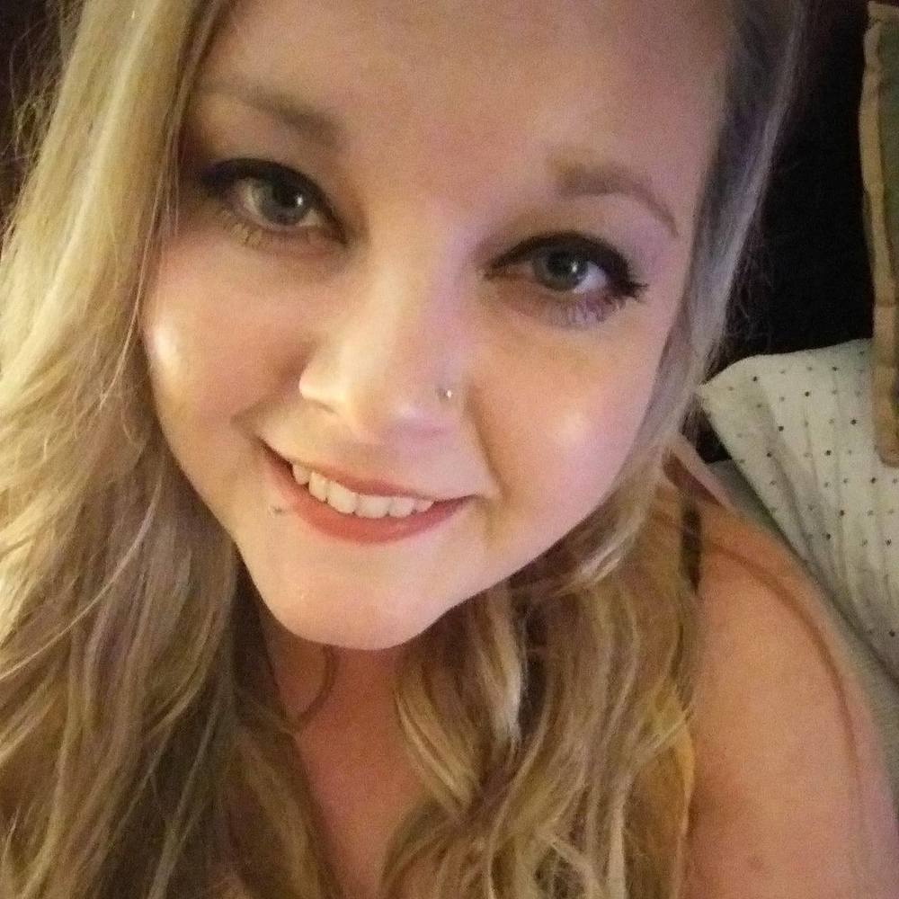 Meet your Posher, Steph